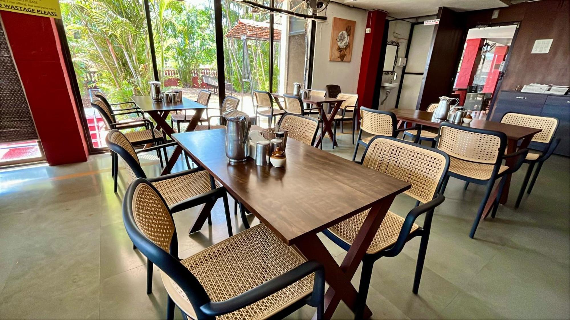 Girivihar Holiday Club - Pure Veg 罗纳瓦拉 外观 照片