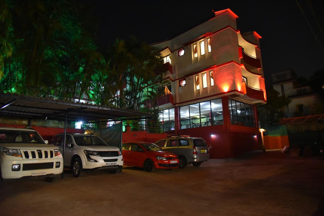 Girivihar Holiday Club - Pure Veg 罗纳瓦拉 外观 照片